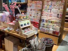 -百新书局(尚悦湾店)