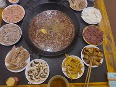 -苟味道老火锅(黄桷坪店)