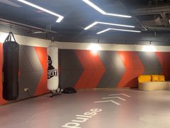 -英派斯健身旗舰店(海信国际中心馆)