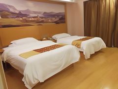 -维也纳酒店(上海虹桥枢纽松江新桥店)