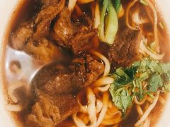 -清真吴记门钉肉饼·喜多利
