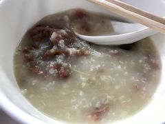 牛肉皮蛋粥-源记肠粉(华贵路店)