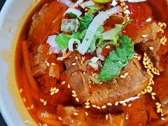 红油牛肉粉-薛记襄阳香辣牛肉面(平安路店)