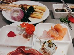 -山焱·炭火自助烤肉(周浦万达店)