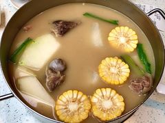 -肥仔文澳门猪骨煲(南京西路店)