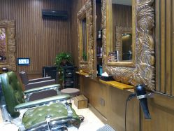 -红人馆造型世爵国际