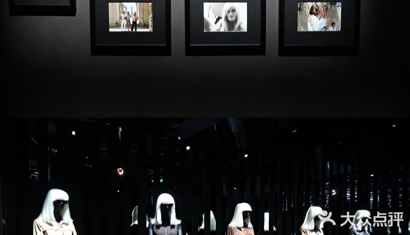 🌈魔都看展｜夏日不能错过的圣罗兰时尚展~还有限时咖啡！