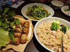 -大头虾越式风味餐厅(光明广场店)