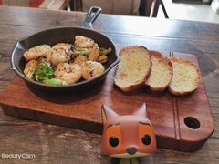 -HIGH FIVE哈福手工汉堡(桂林路店)