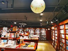 -新华书店(印象城店)