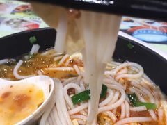 -桥香园正宗过桥米线(机场五店)