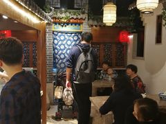 等位区-七宝老街汤团(上海世纪汇广场店)