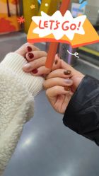 -灰姑娘美甲美睫馆