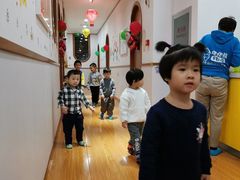 -抱抱熊托育中心(大悦城店)