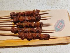 -蚝堡·生蚝海鲜烧烤物种起源•海肠捞饭(刘公岛店)