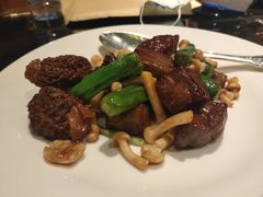 尖椒羊肚菌爆澳洲和牛粒-北京四季酒店·采逸轩