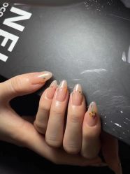 -槿里日式美甲工作室