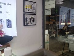 -修卜凡二手严选店·手机维修·回收租赁(川沙地铁站店)