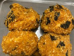 海苔肉松小贝-鲍师傅糕点(大沽南路店)