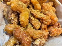 -爆炸头阿姨小四川正宗川味小吃(无任何分店)