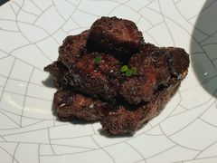 沪市牛肉粒-屋里厢上海菜馆