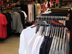 -PUMA品牌自营折扣店(苏州比斯特购物村店)