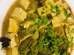 -闯关东东北农家菜(崂山石老人店)