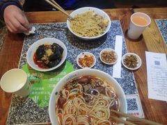 -湘下佬·老长沙吃货铺(酃湖万达店)