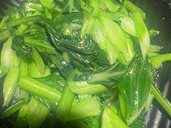 清炒菜心-潮十三潮汕砂锅粥(高新四路大都荟店)