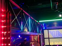 -UP嘻哈酒吧(粉巢店)