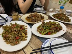 -南雄雄州土菜餐厅(粤北大厦店)