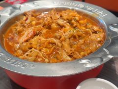-胖哥俩肉蟹煲(石家庄长安万达店)