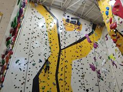 -问山MountQuest攀岩馆