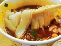 -覃肥叔桂林米粉(粮道街店)