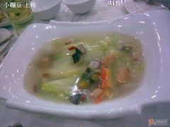 18米的娃娃菜，有点小贵，味道尚可~-华宇清真美食