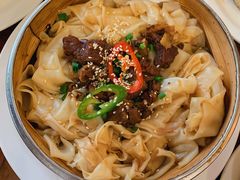 牛腩蒸陈村粉-黄但记老店·陈村粉食府
