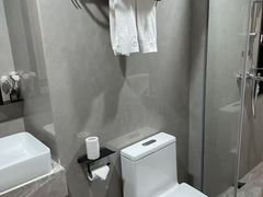 -雅宜酒店(广州黄埔大沙东地铁站店)