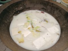 鲜潭蒸汽石锅江团鱼-鲜潭蒸汽石锅鱼(五道口购物中心店)