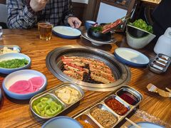 -明洞阿姨·韩式酱蟹烤肉·创意料理(三元桥店)