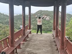 -伍山石窟