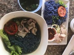 -蝶豆花蓝面条