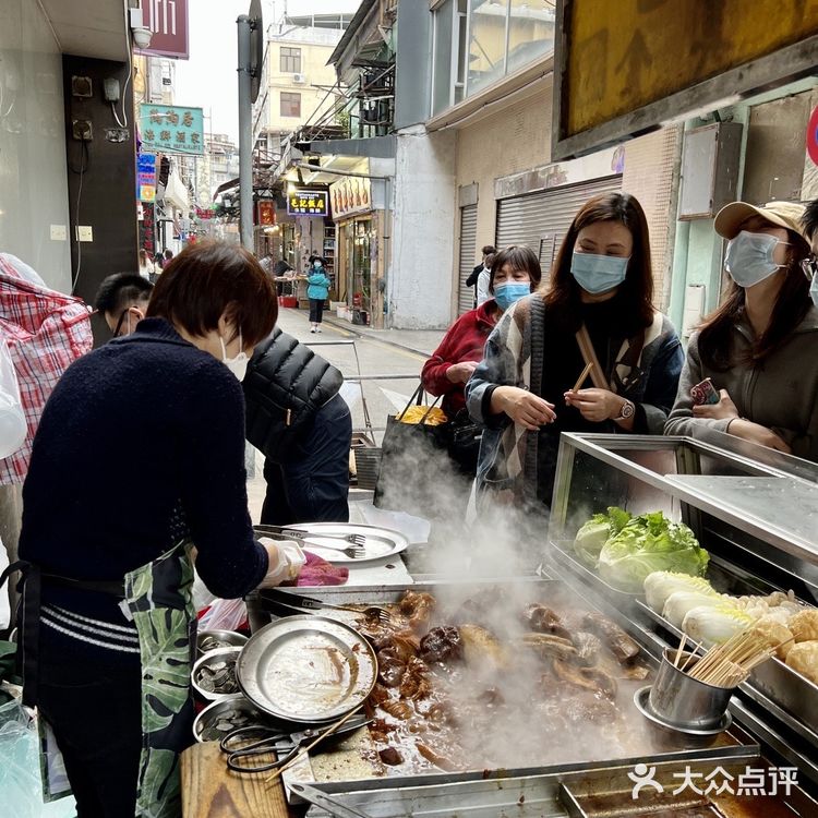 澳门美食丨蹲点等开摊,只为一尝的明记牛杂🍢