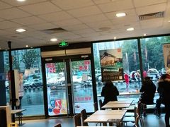 大堂-麦当劳(衡阳中心汽车站店)