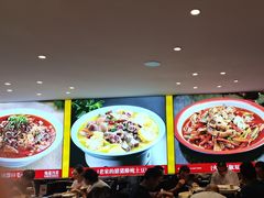 -川流不息·地道川菜·小龙虾(松东路店)