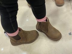 -UGG(燕莎奥特莱斯购物中心店)