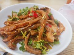 麻辣脱骨鸭掌-派派茶客(金杏花园店)