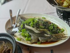 -龙门阵茶屋川菜馆(武康路店)