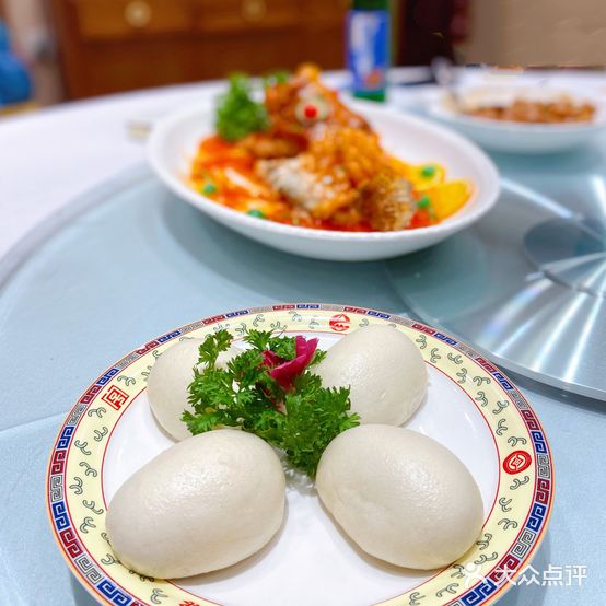 鹿鸣春饭店(铁西店)