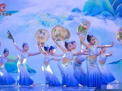 -小芳舞蹈团·少儿舞蹈·中国舞(龙江校区)