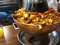 -超越炭火牛蛙火锅鸡(河东店)
